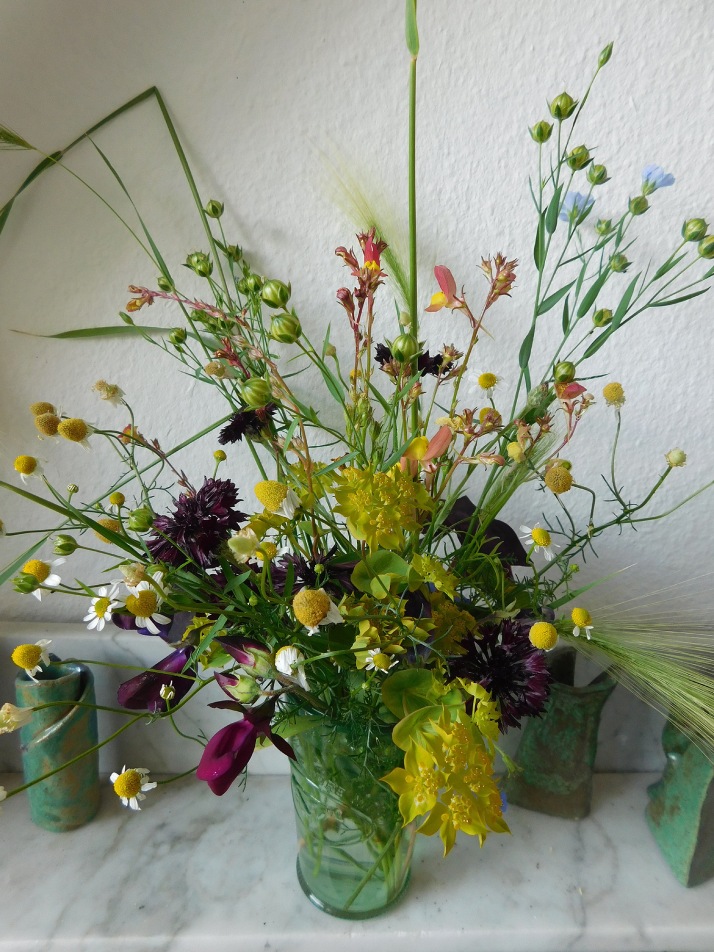 June bouquet with Hare's ear, Cornflowers, Sweet Peas and Chamomile